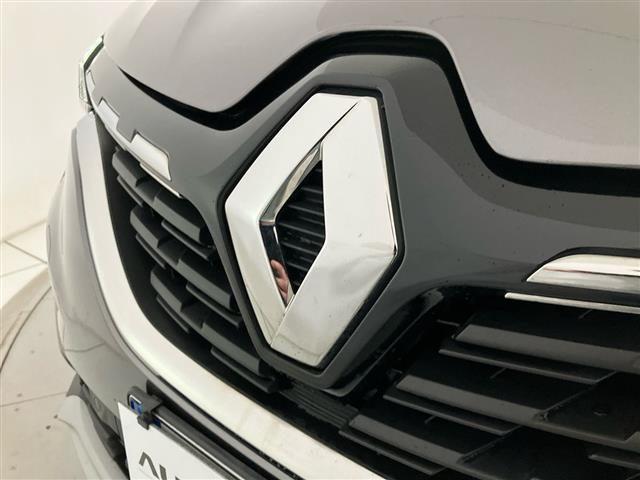 RENAULT Captur 1.6 E-Tech hybrid Techno Fast Track 145cv auto