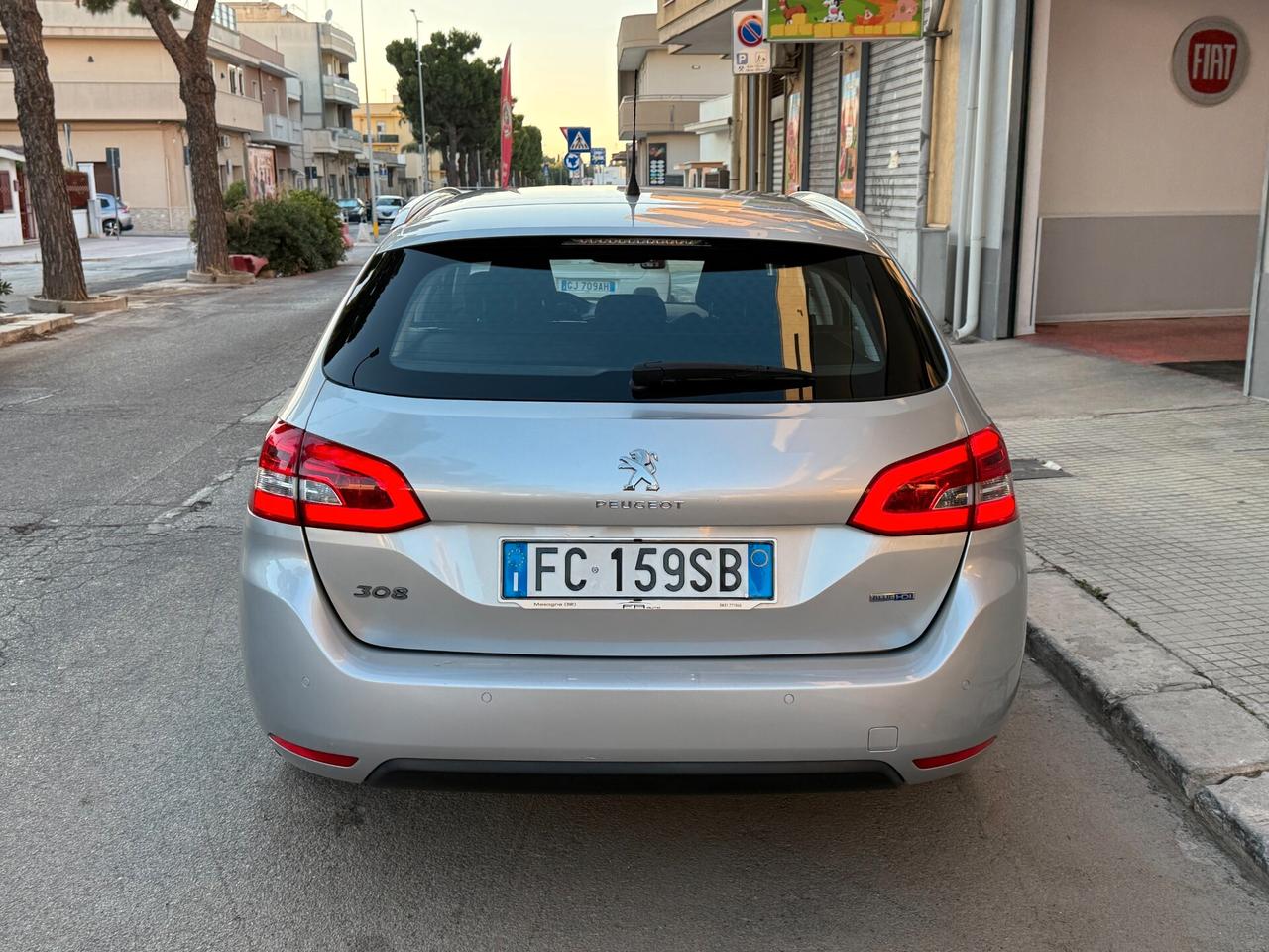 Peugeot 308 BlueHDi SW Allure NAVI FULL LED - 2016