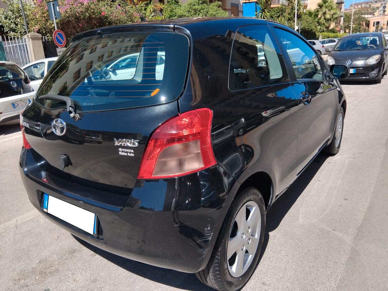 TOYOTA YARIS 1.0 KW51 OK PER NEOPATENTATI