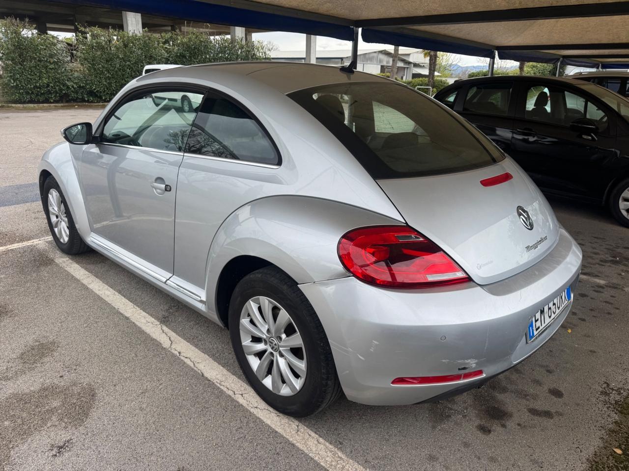 Volkswagen Maggiolino 1.6 TDI Design