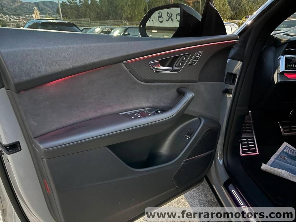Audi Q8 RS TFSI V8 IVA ESPOSTA /2023 solo 45.000 KM condizioni pari al nuovo