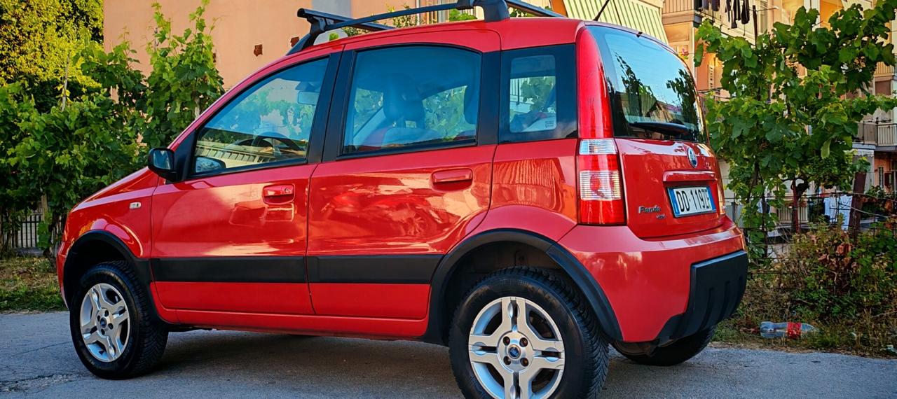 FIAT PANDA 4x4 1.3 MULTIJET – UNICO PROPRIETARIO