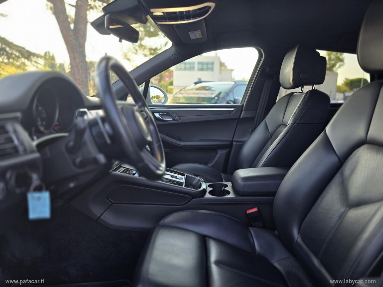 PORSCHE Macan 2.0 T