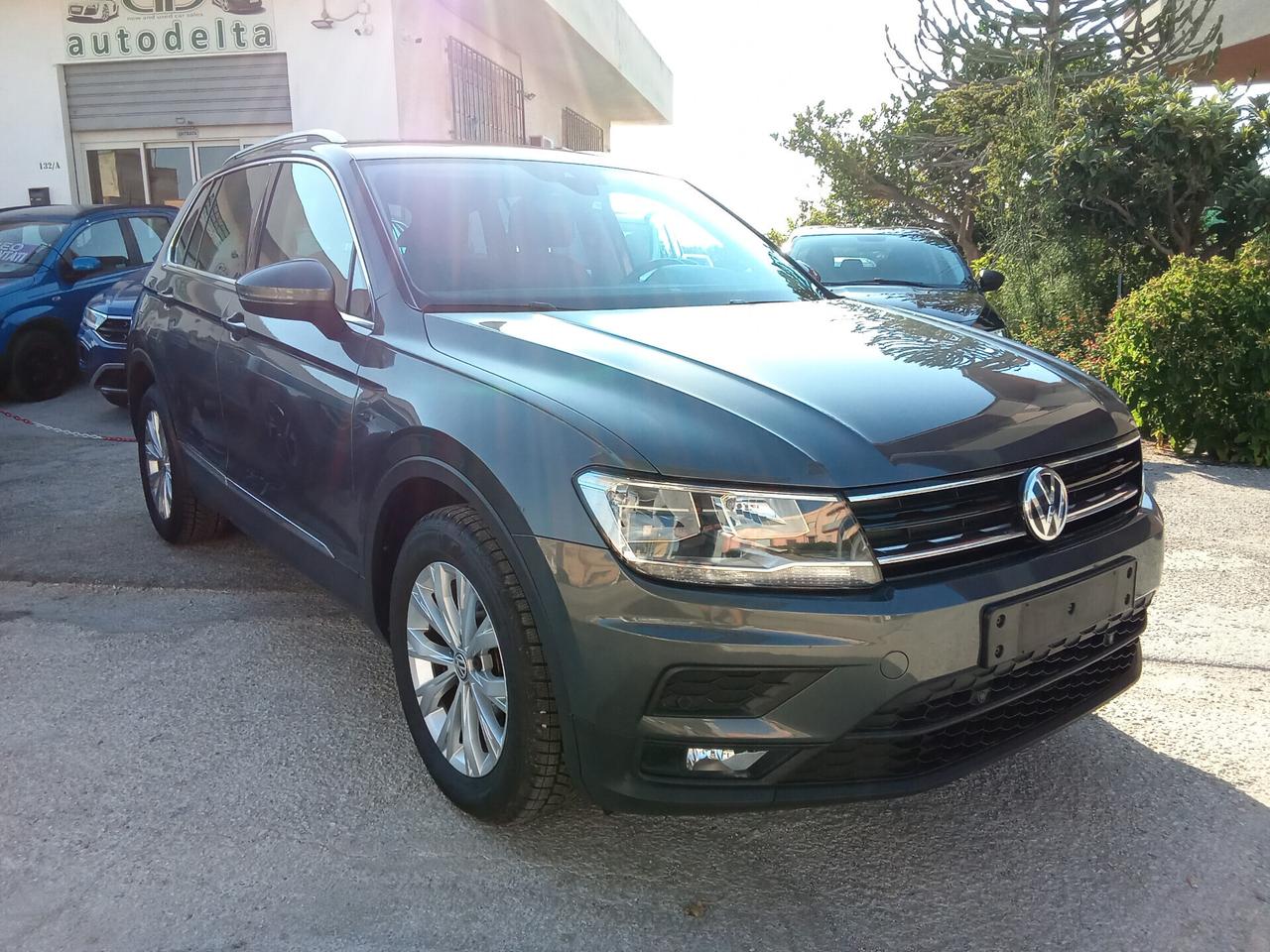 Volkswagen Tiguan 2.0 TDI SCR DSG Business BlueMotion Technology