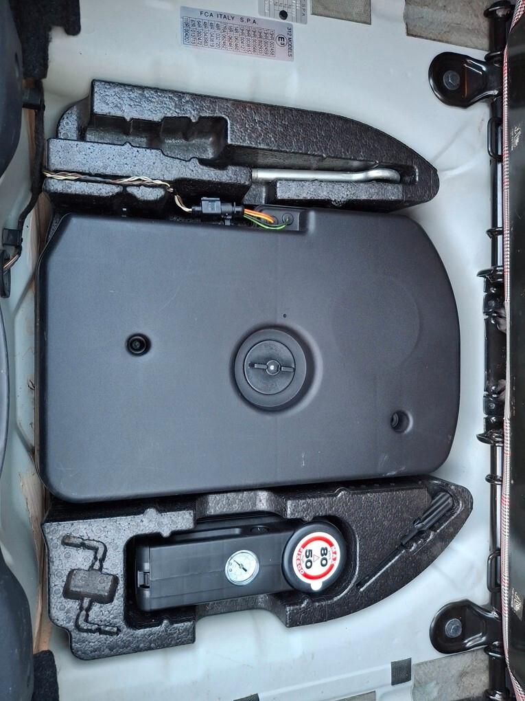 Fiat 500 1.2 Display TFT/Uconnect7"/Beats