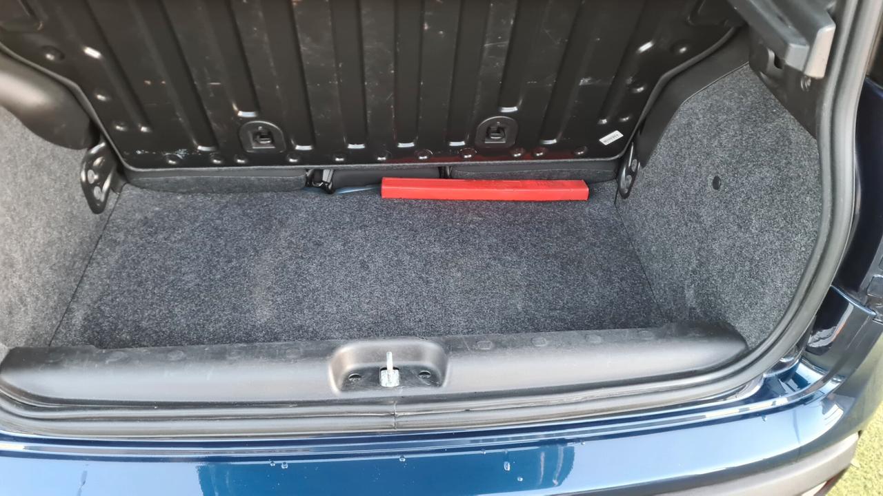 Fiat Panda 1.2 benz. 70 cv Lounge 2019 Neopatentati