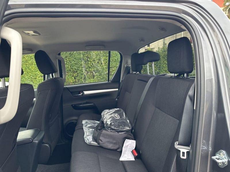 Toyota Hilux 2.4 Diesel AT Double Cab 4WD Executive MY24