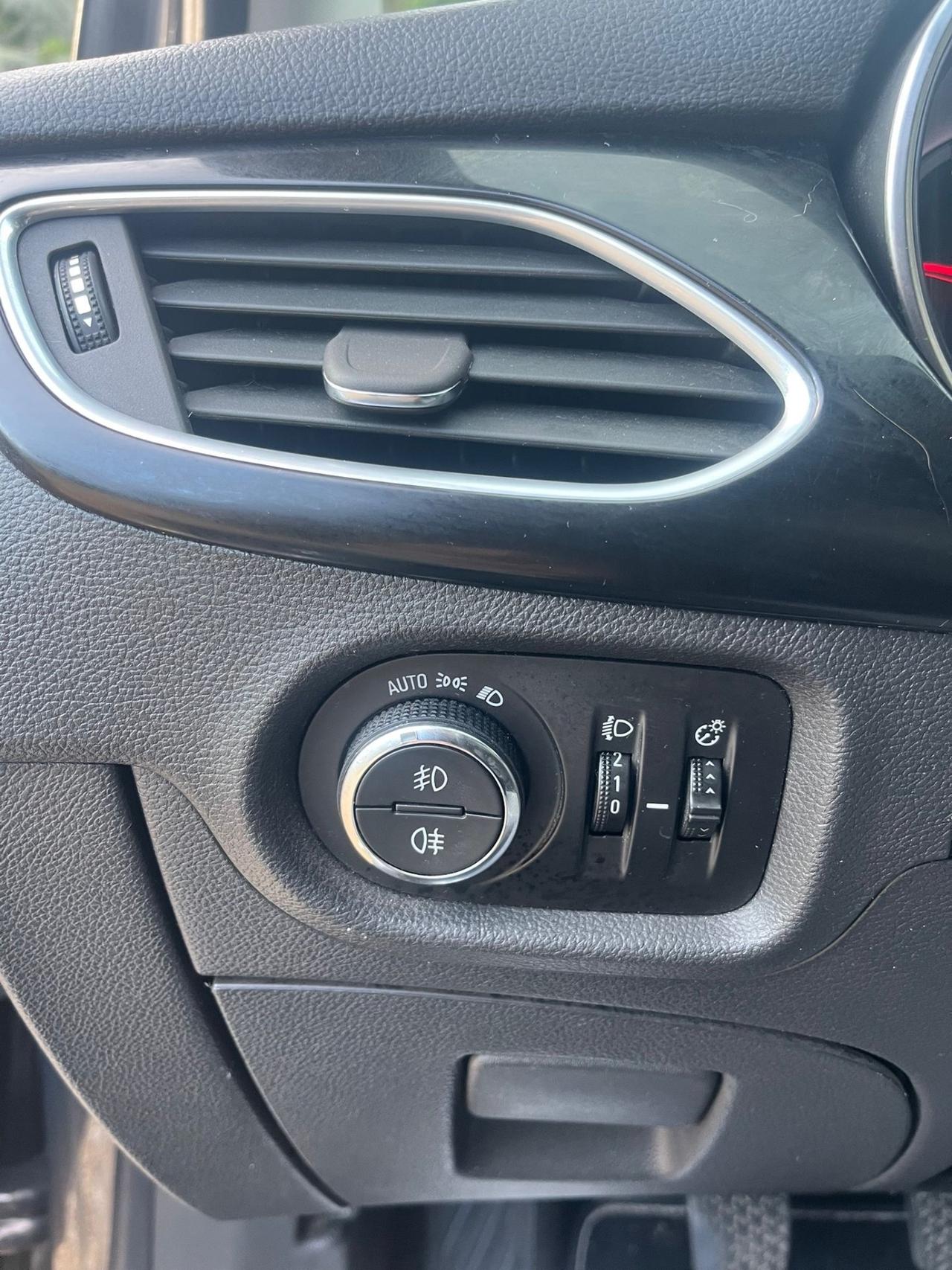 Opel Astra 1.6 CDTi 136CV Start&Stop Sports Tourer Innovation