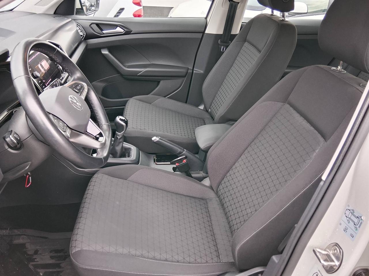 Volkswagen T-Cross 18 MILA KM!