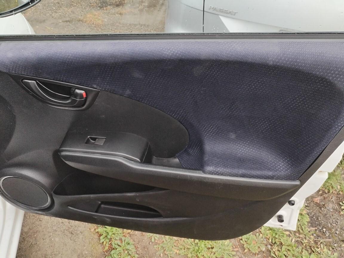 Honda Jazz 1.4 i-VTEC Trend 43000KM 6/2012 CONSEGNA CON TAGLIANDO E GOMME NUOVE