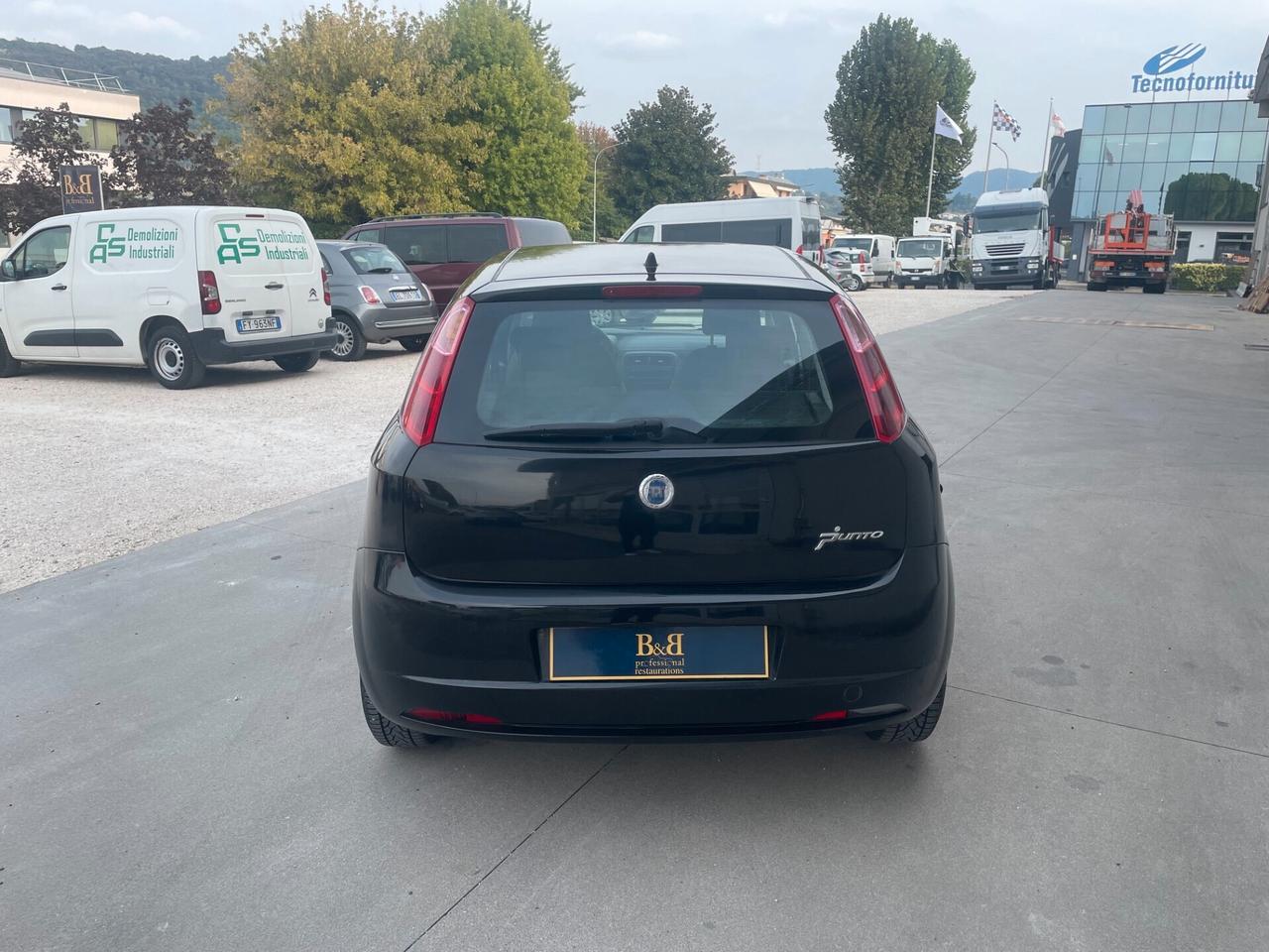 FIAT PUNTO 1.2 BENZINA/GPL – 2007 – 190.972 KM