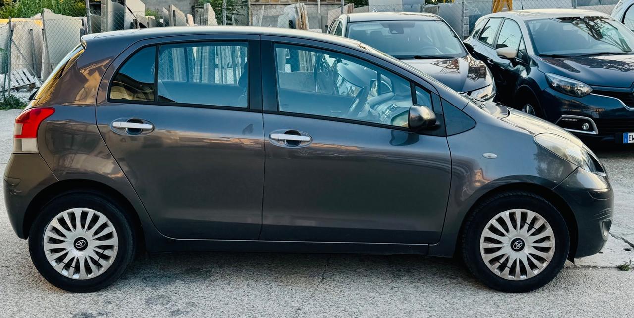 Toyota Yaris 1.3 5 porte M-MT Sol