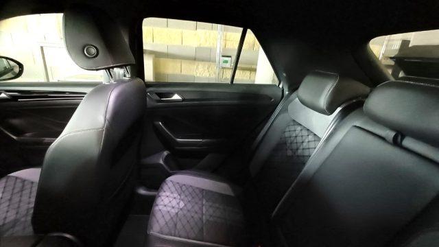 VOLKSWAGEN T-Roc 1.5 TSI ACT R-Line