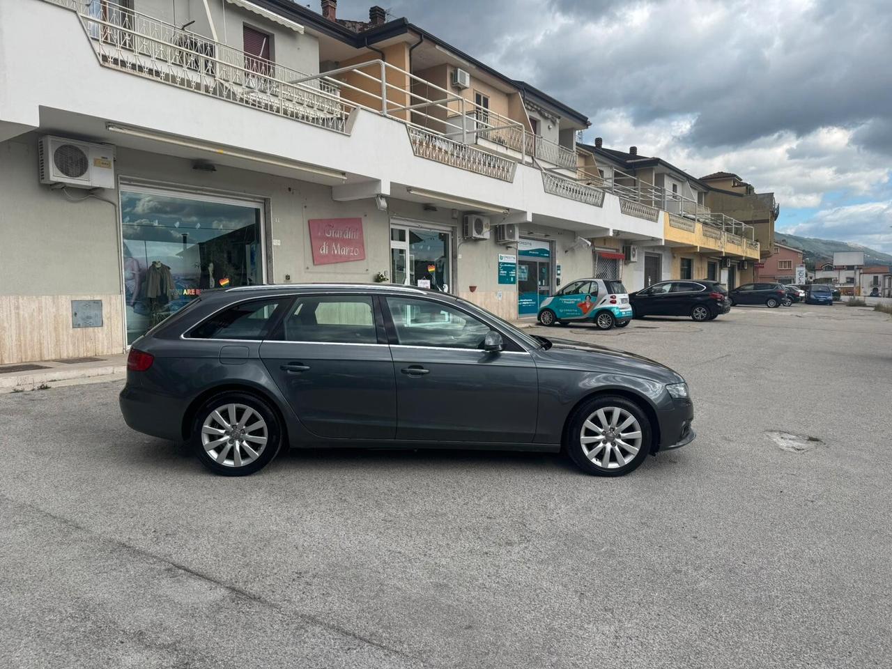 Audi A4 2.0 TDI SW 120 CV Sline GARANZIA