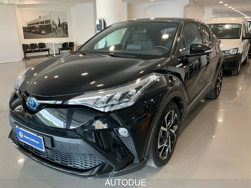 Toyota C-HR 1.8 HYBRID TREND E-CVT 98CV