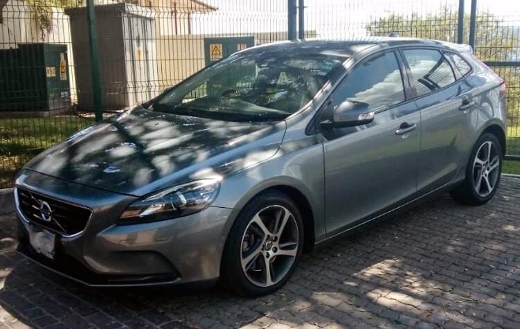 Volvo V40 1.6D2 115CV Momentum UniPro/Navi/Cruise