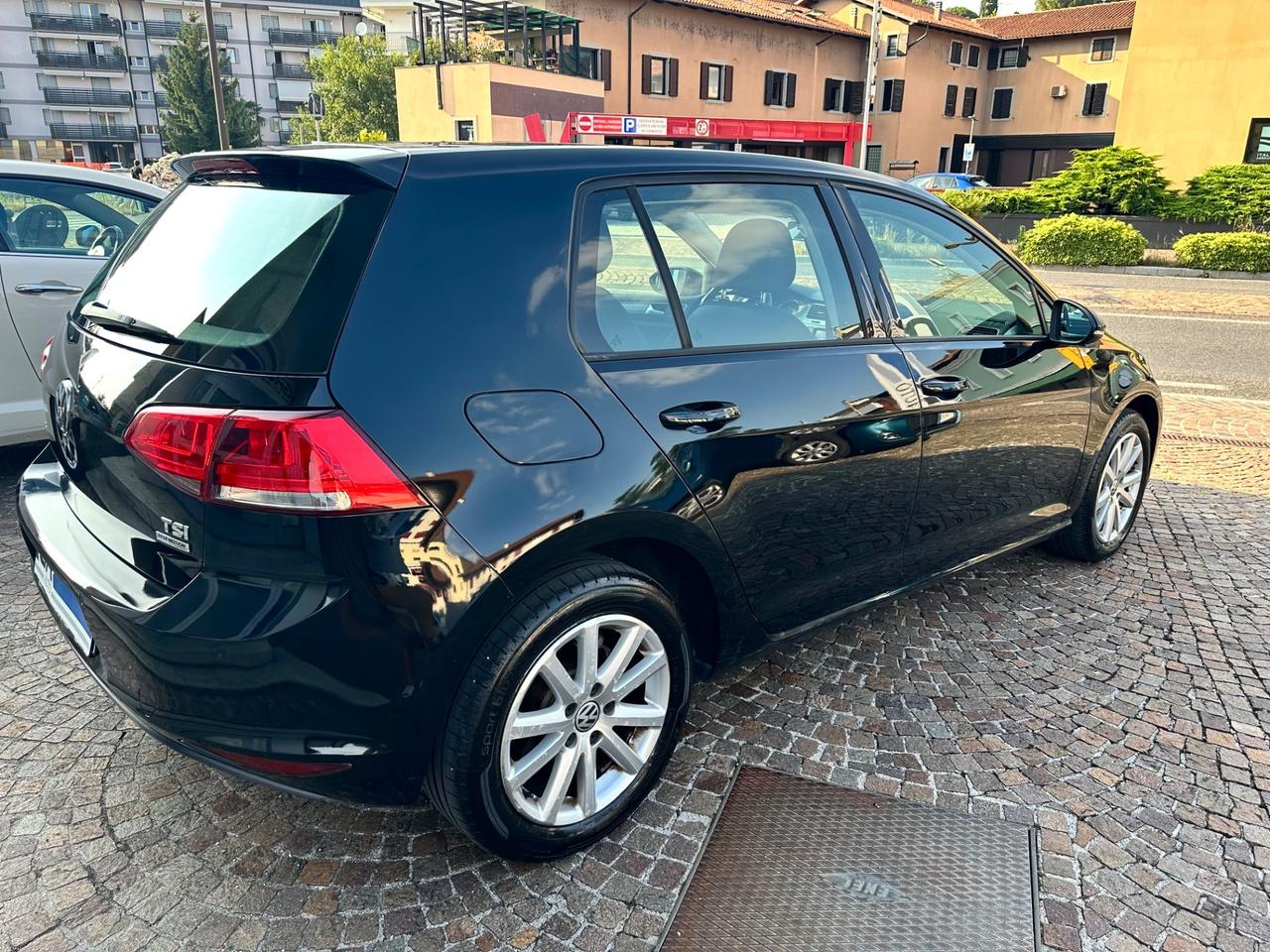 Volkswagen Golf 1.2TSI 85CV 5p - Uniproprietario