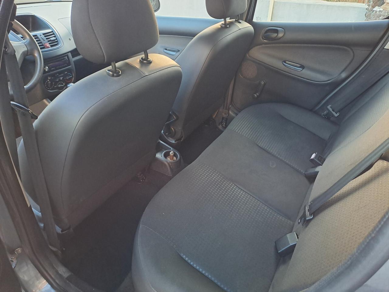 Peugeot 206 Plus 1.1 60CV 5p. Urban GPL