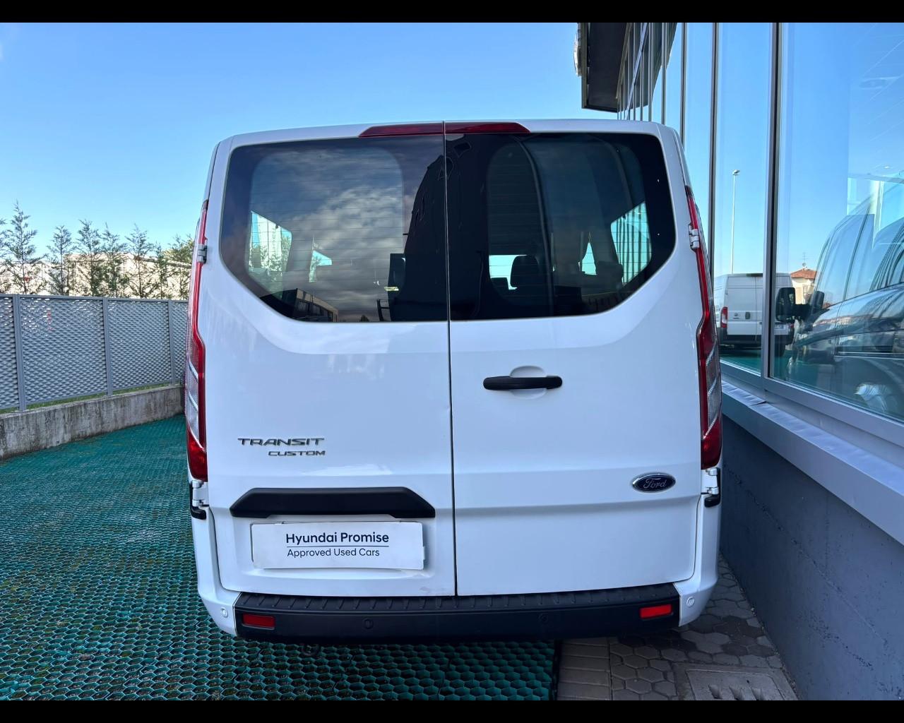 FORD Transit Custom 320 2018 - Transit Custom 320 2.0 tdci 150cv Trend combi L2H1 E6.2