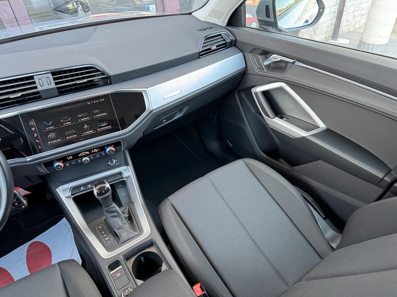 Audi Q3 35 2.0 Tdi Business Quattro S-Tronic