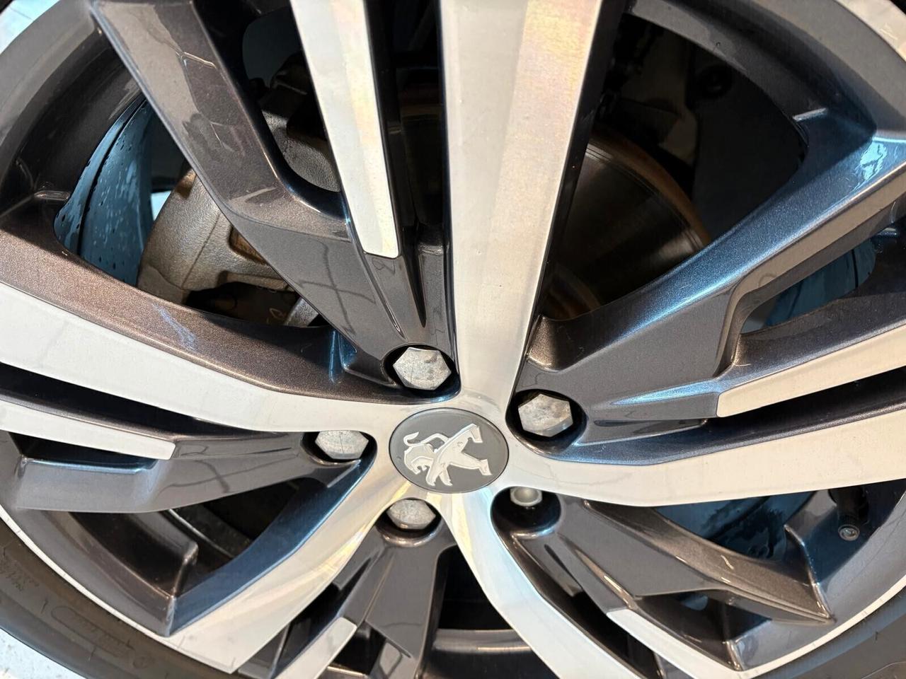 Peugeot 3008 ALLURE PACK BlueHDi 130 6mt SPOTICAR