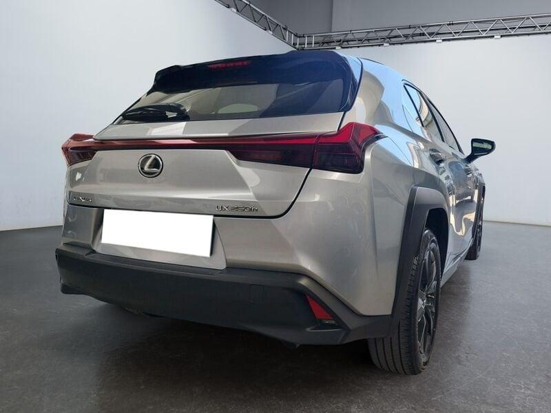 Lexus UX Hybrid Urban