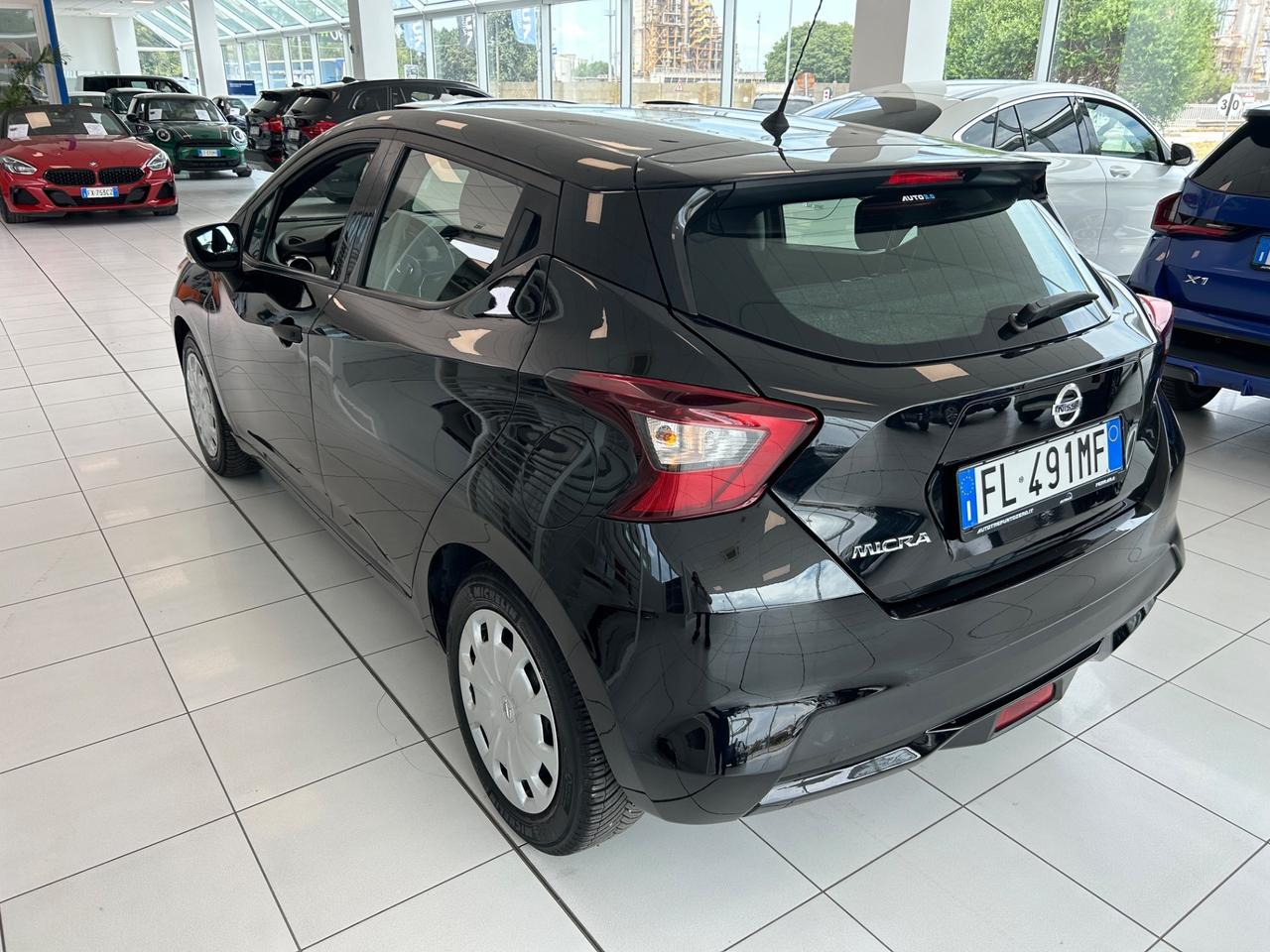Nissan Micra 1.0L 12V 5 porte Visia+ Neopatentati