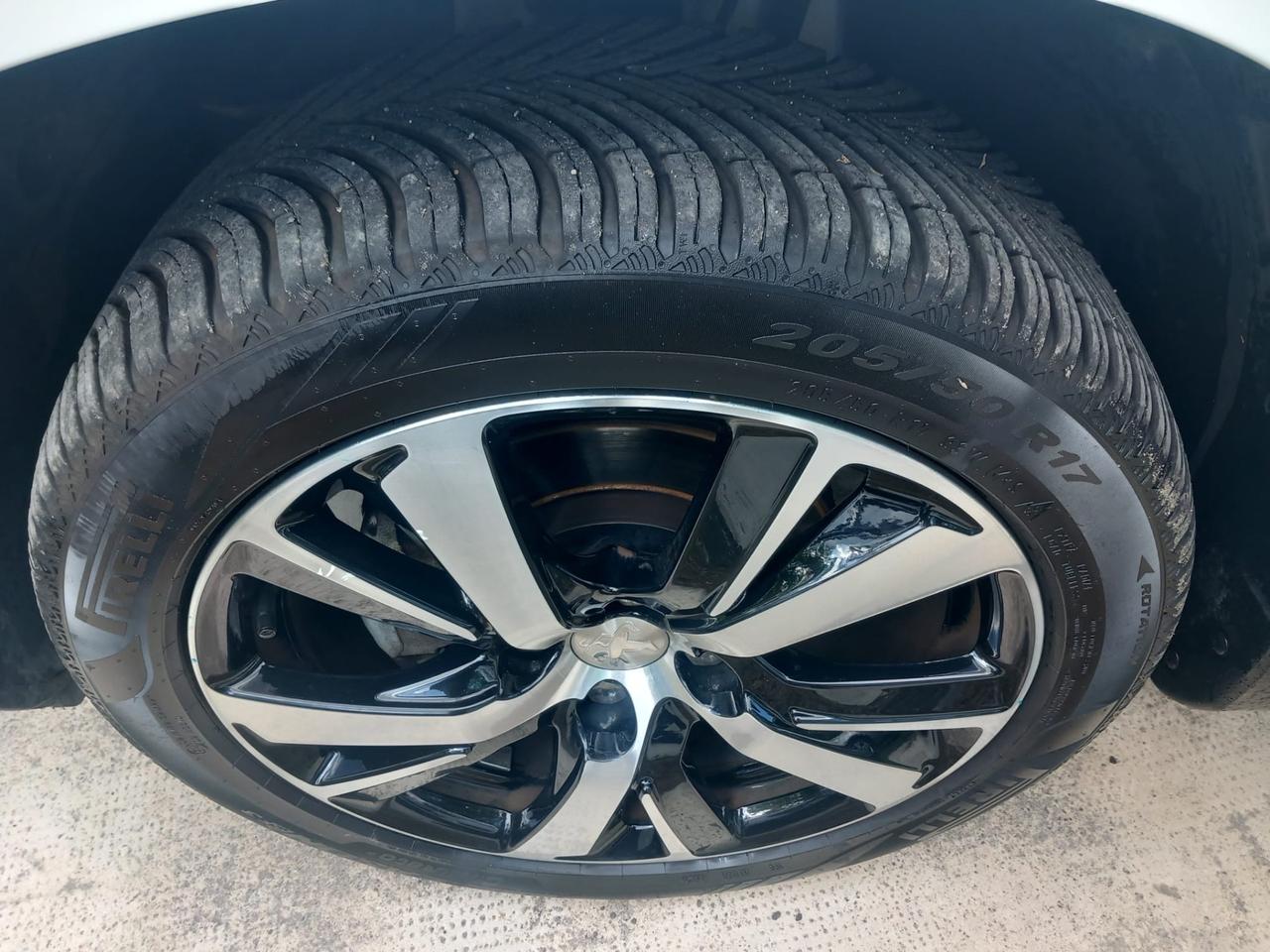 Peugeot 2008 PureTech Turbo 110 S&S Allure