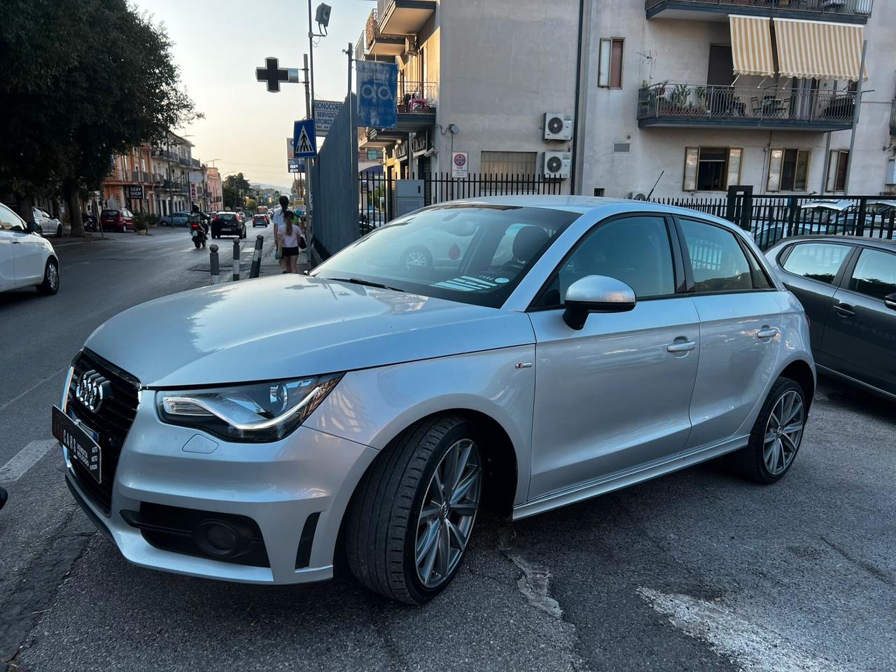 Audi A1 1.6 TDI Sportback S line edition plus
