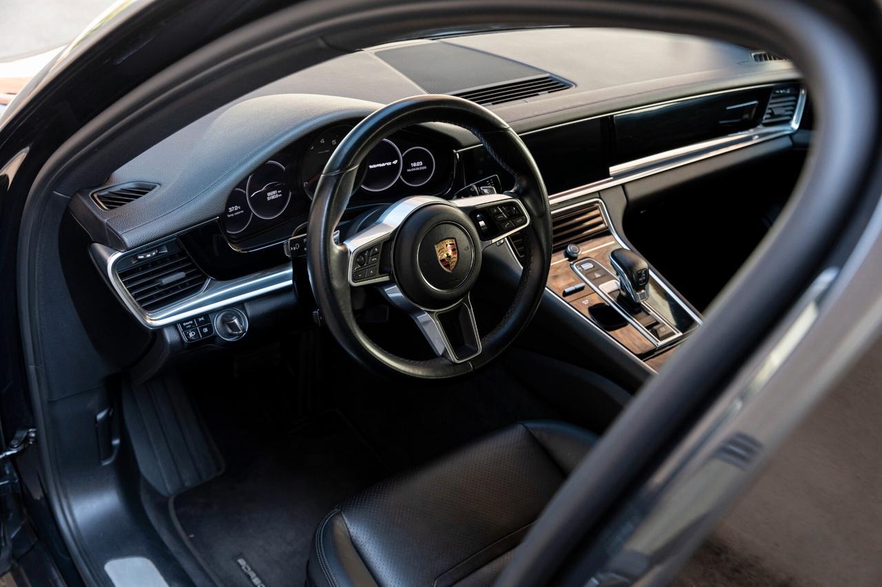 Porsche Panamera 2.9 4