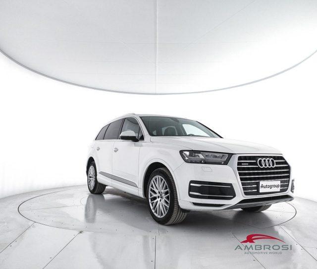 AUDI Q7 3.0 TDI 218 CV ultra quattro tiptronic Business Pl