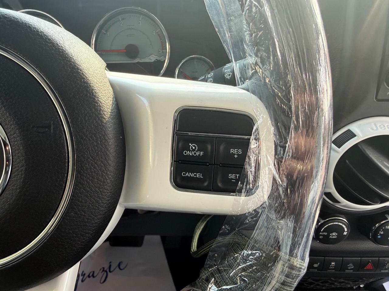 Jeep Wrangler Unlimited 2.8 CRD DPF Sahara Auto