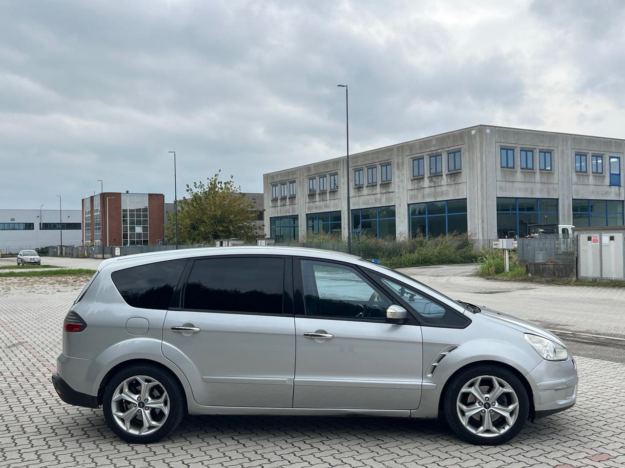 Ford S-Max 2.0 TDCi 130CV 6tr. Titanium DPF