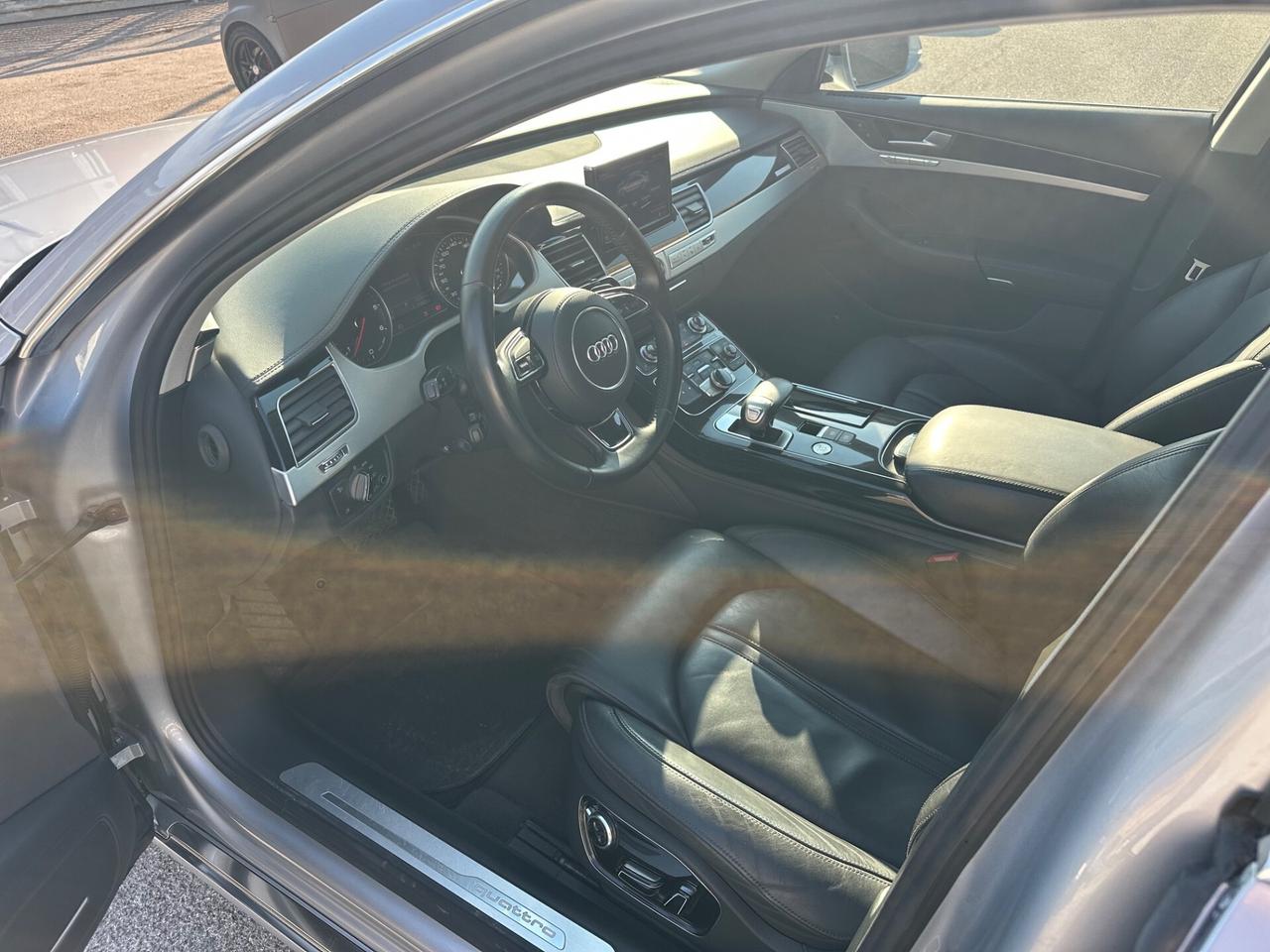 Audi A8 3.0 TDI 262 CV quattro tiptronic