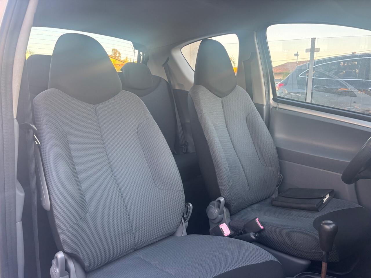 Toyota Aygo 1.4 turbodiesel 3 porte Sol