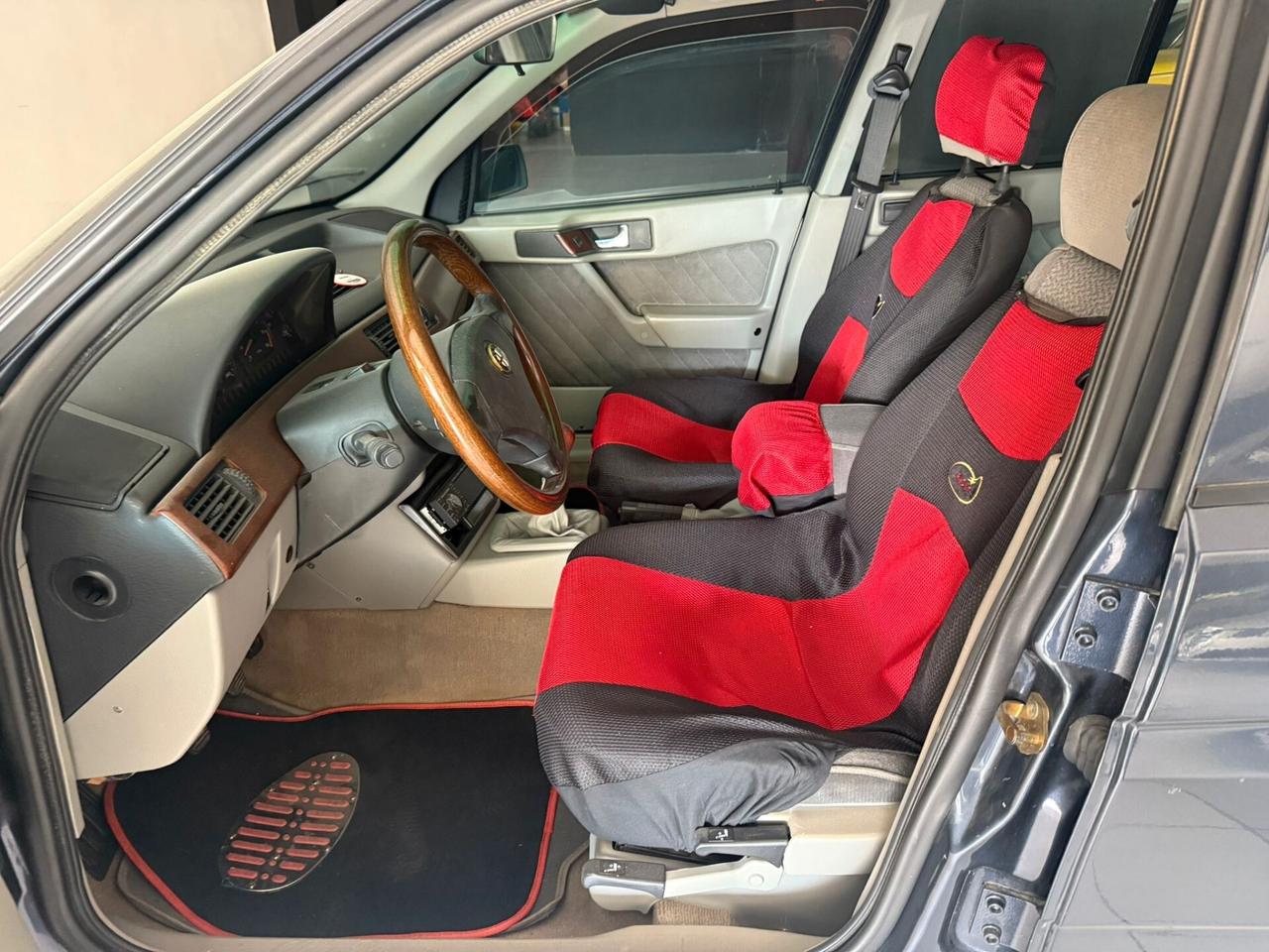 Alfa Romeo 155 2.0i Twin Spark 16V Super