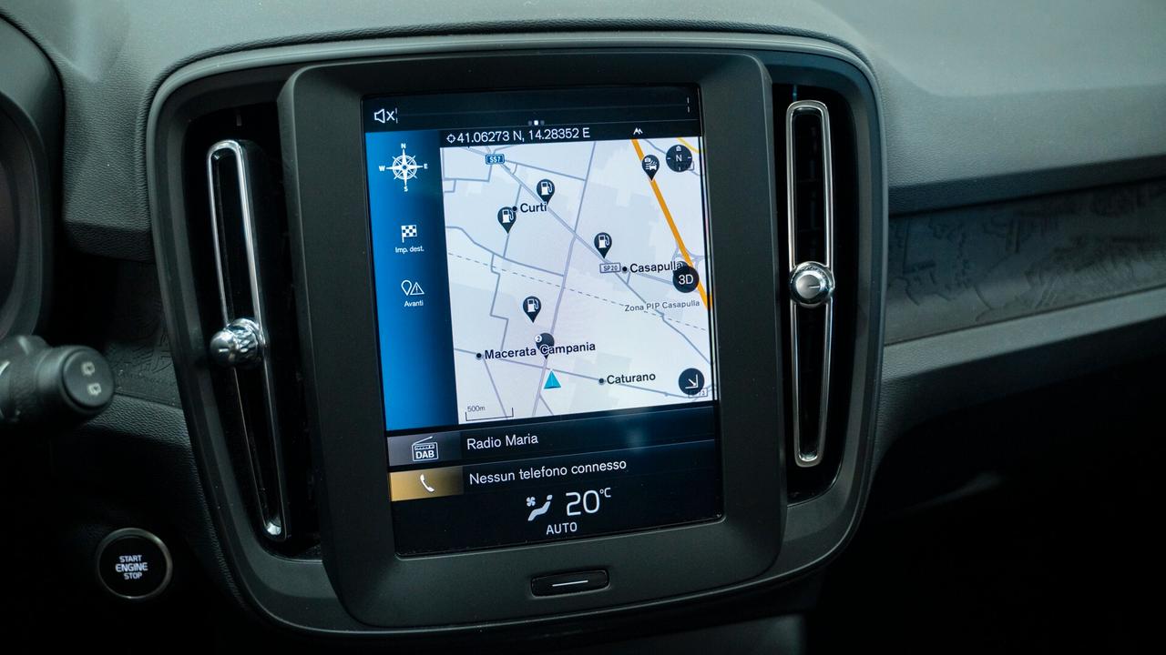 Volvo XC40 2.0 D3 150 CV MOMENTUM PRO AUTO NAVI LED FULL OPTI