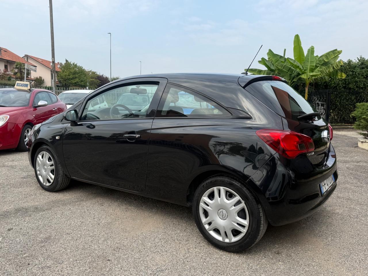 Opel Corsa 1.2 Coupé b-Color