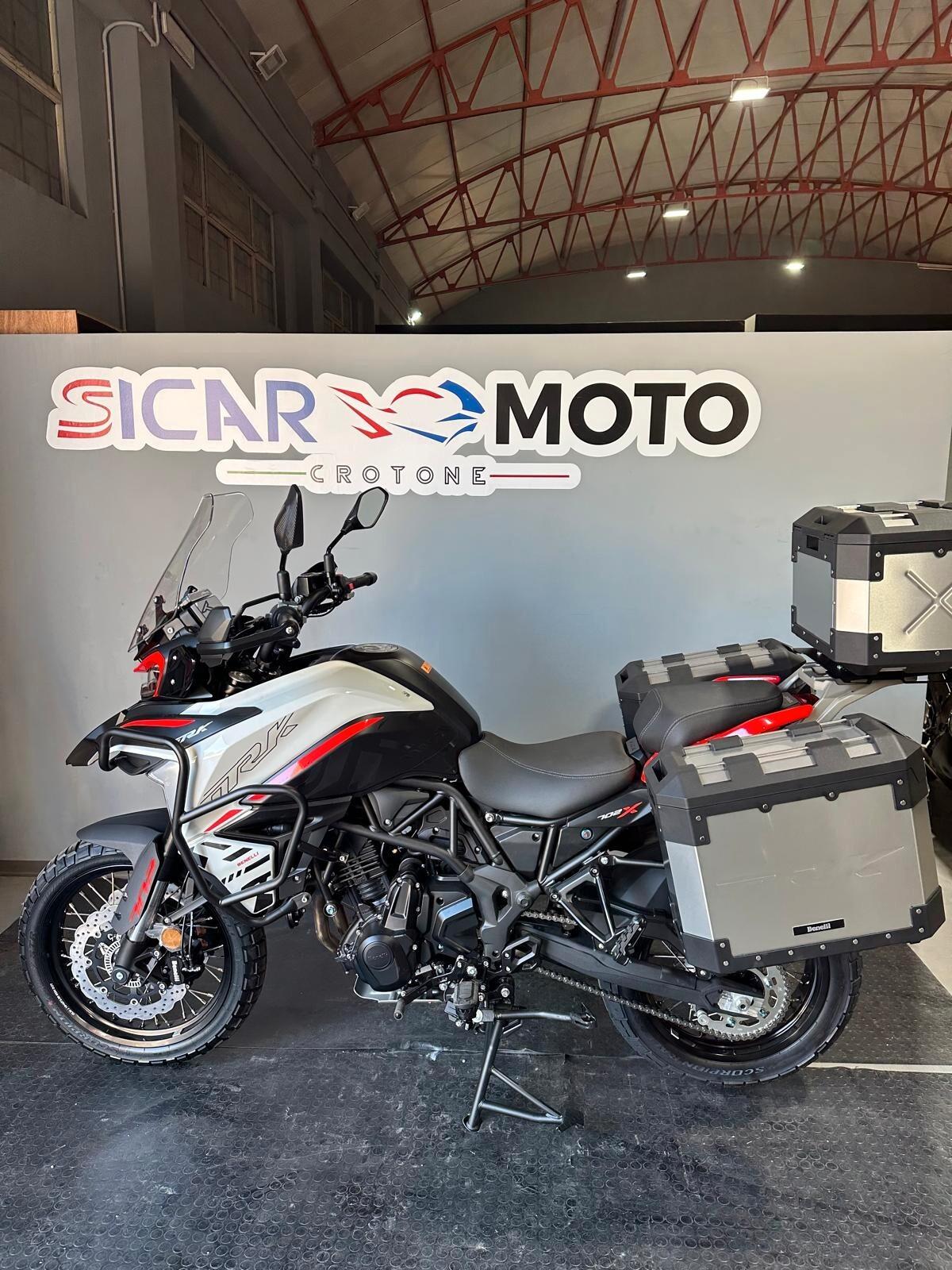 Benelli TRK 702 X E5 PLUS