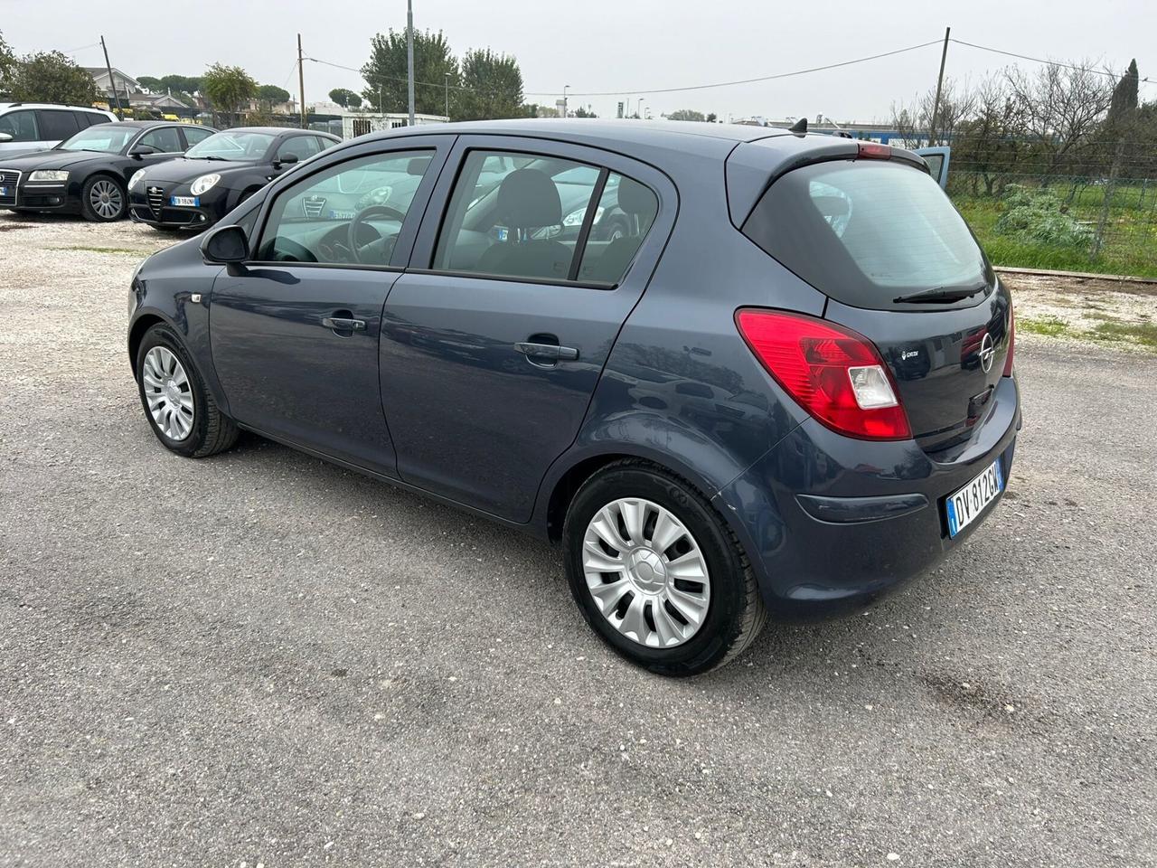 Opel Corsa 1.2 5 porte Enjoy GPL NEOPATENTATI