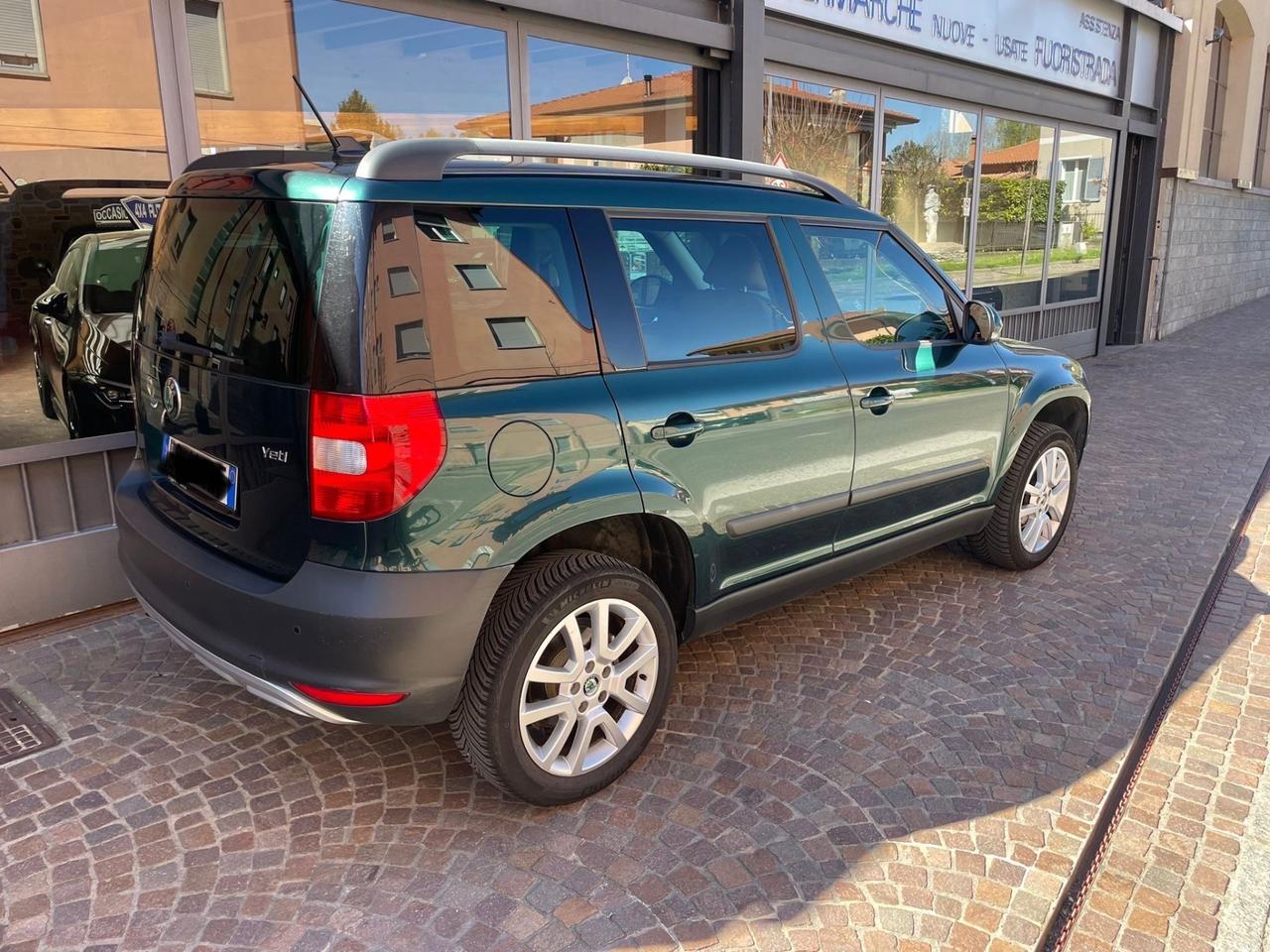 Skoda Yeti 2.0 TDI CR 140CV DSG 4x4 Adventure