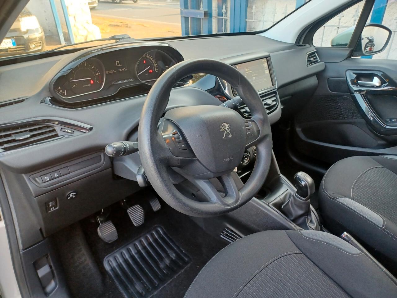 Peugeot 208 1.2 5 PORTE GPL ANNO 2016
