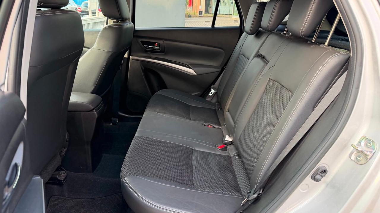 Suzuki S-Cross 1.4 Hybrid Top+
