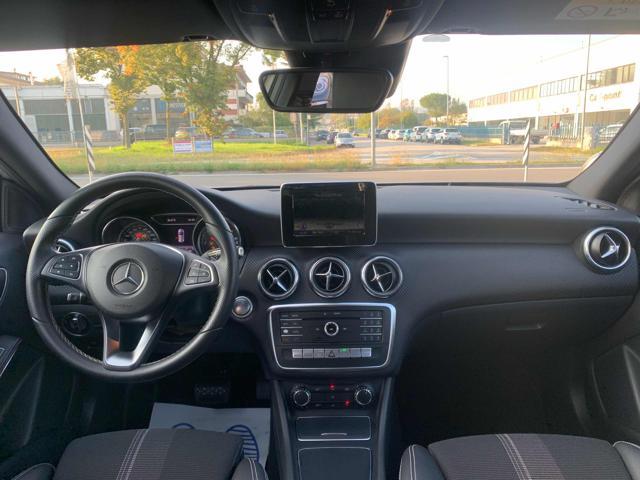 MERCEDES-BENZ A 200 d Automatic Sport