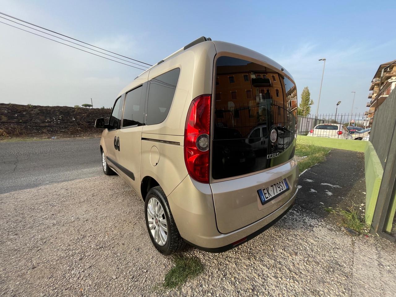 Fiat Doblo 1.6 Mjt 16v emotion