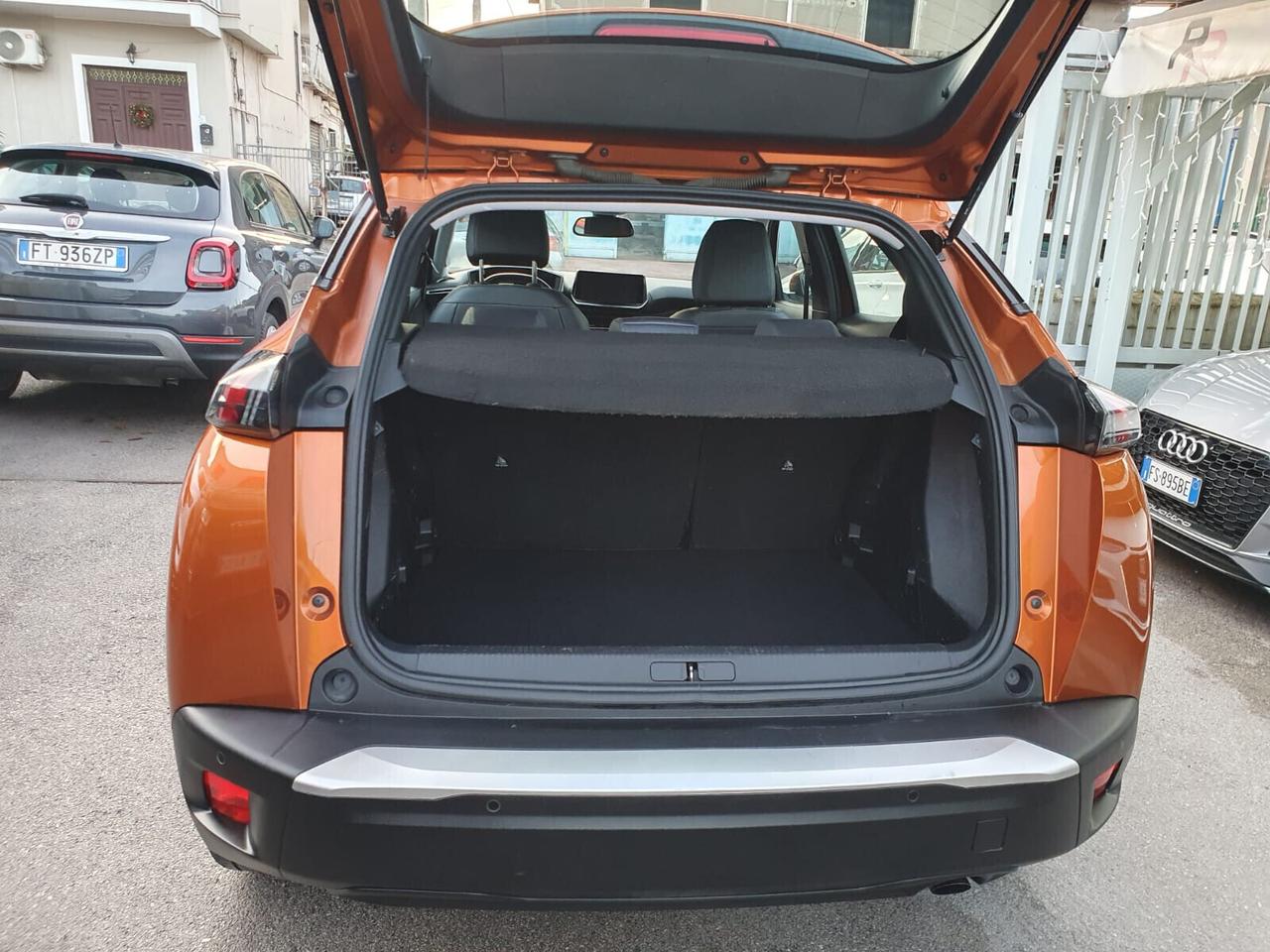 Peugeot 2008 BlueHDi 100 S&S Allure