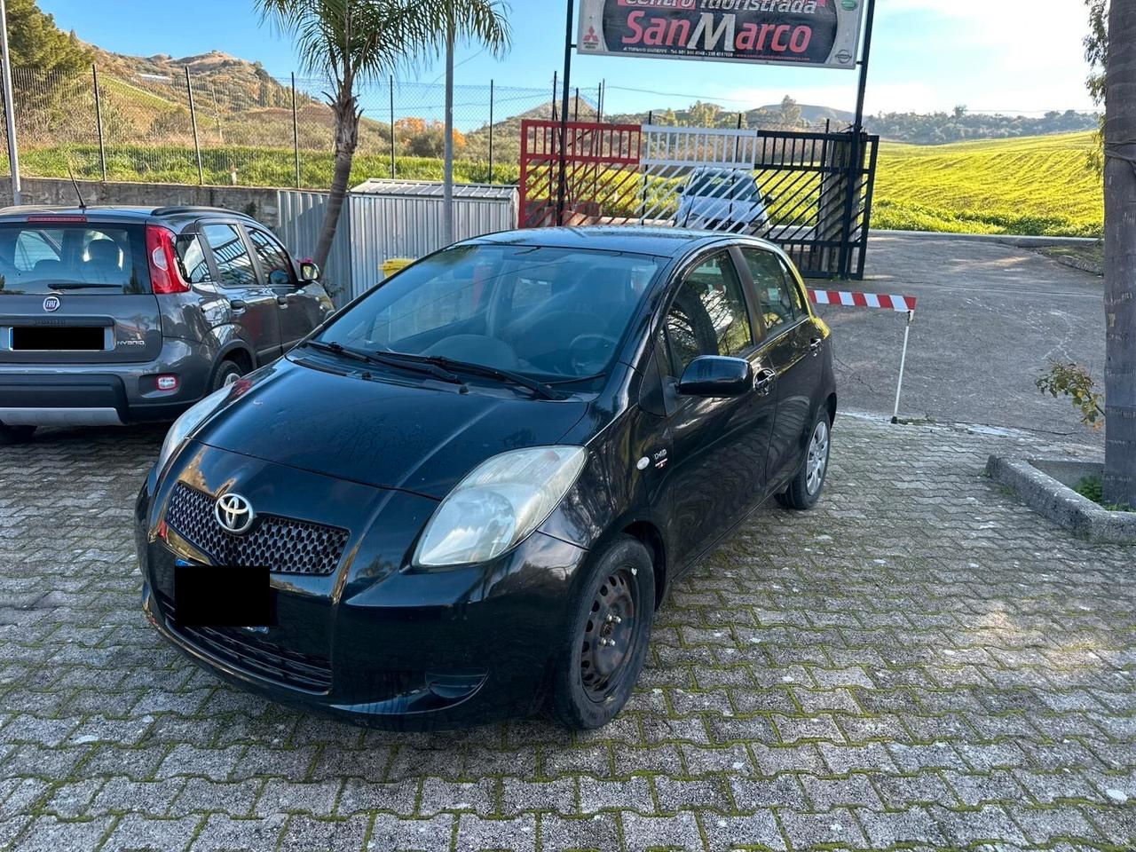 Toyota Yaris 1.4 D-4D 5 porte Sol