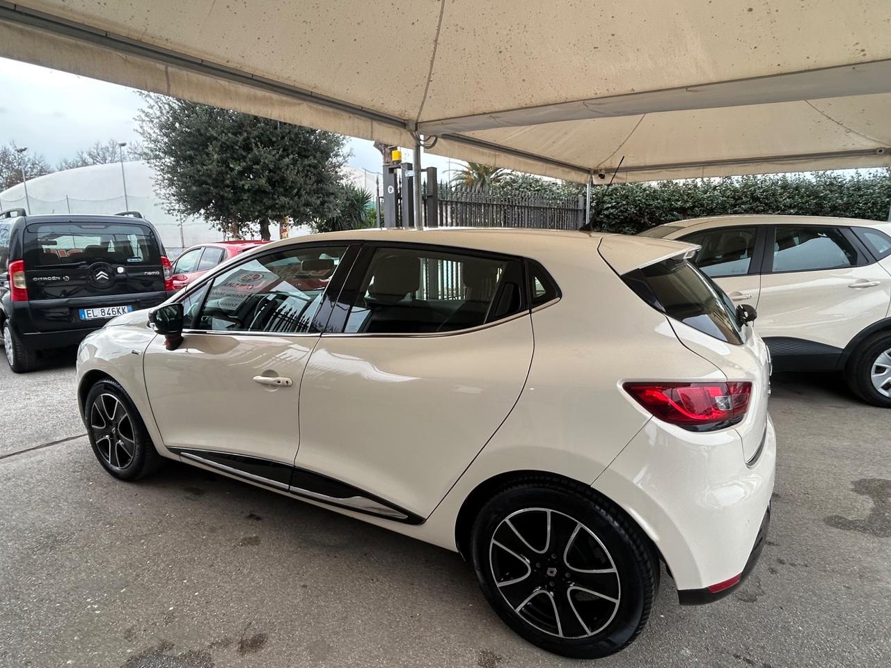 Renault Clio 1.2 75CV 5 porte Intens