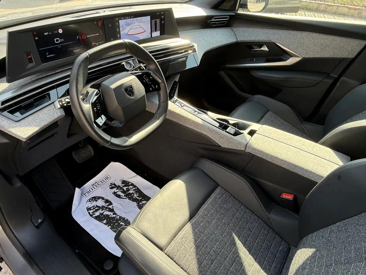 Peugeot 5008 Hybrid 145 e-DCS6 Allure