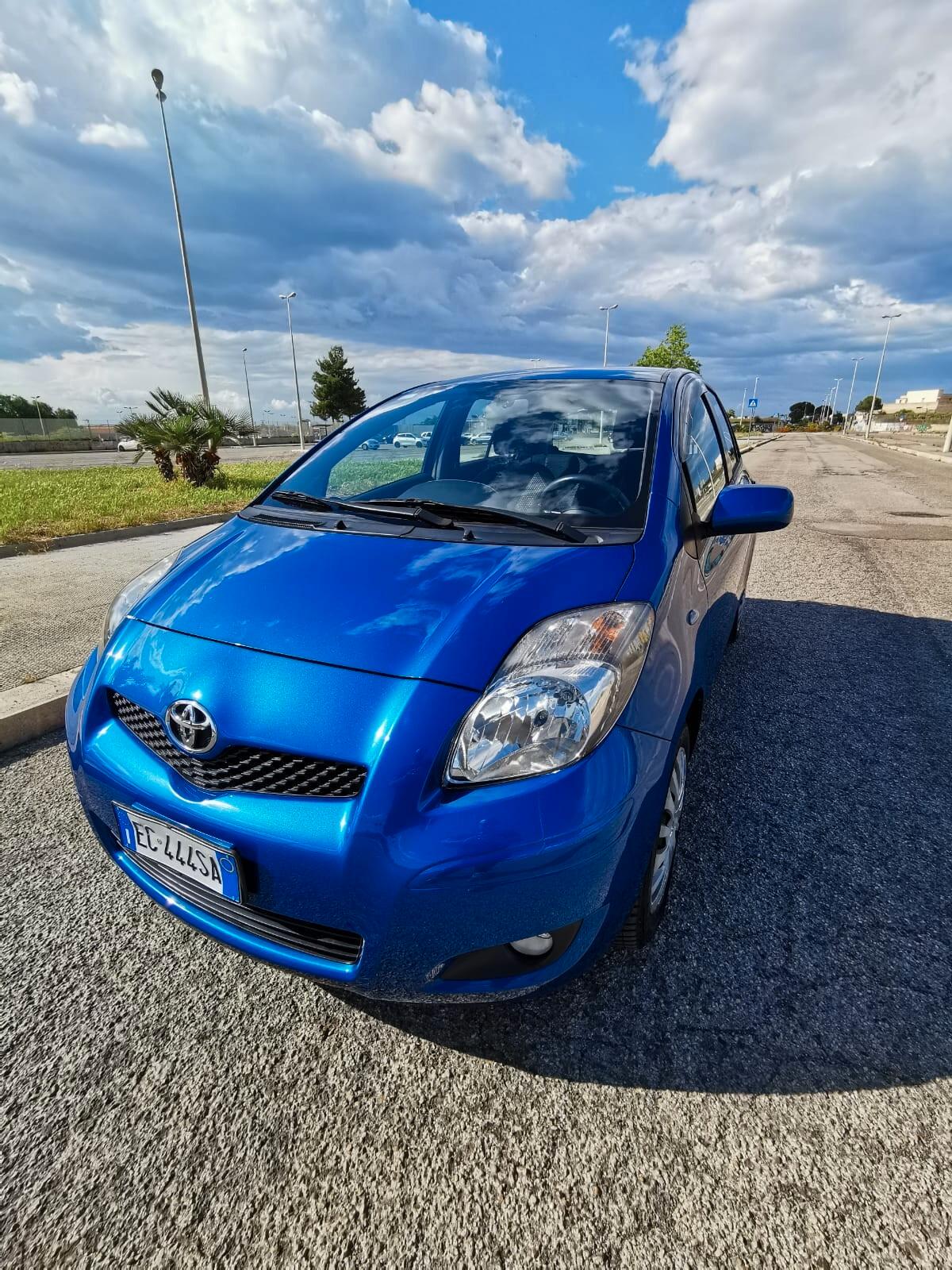 Toyota Yaris 1.0 5 porte Sol solo km.103000